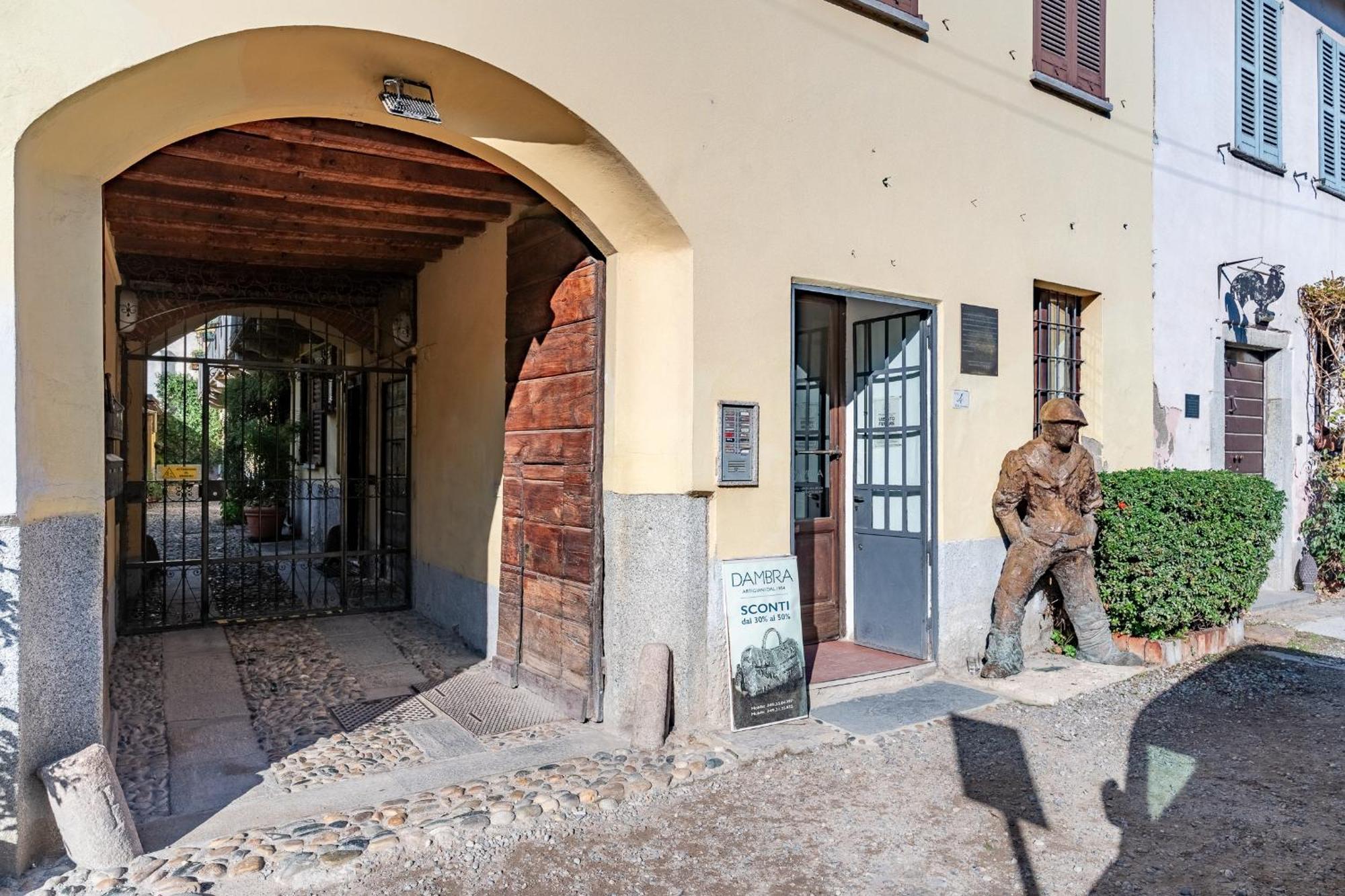 Milan Stay - Alzaia Naviglio Grande الغرفة الصورة